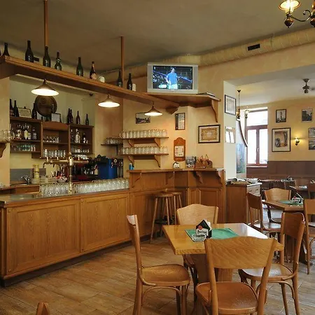 U Tri Sedlaku Guest house