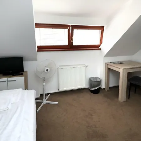 Penzion U Tří Sedláků Ceske Budejovice