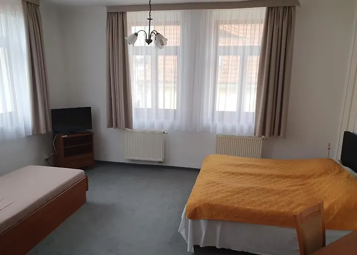 U Tri Sedlaku Πανσιόν