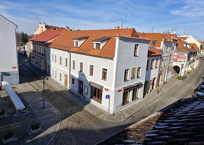 U Tri Sedlaku 게스트하우스 3*